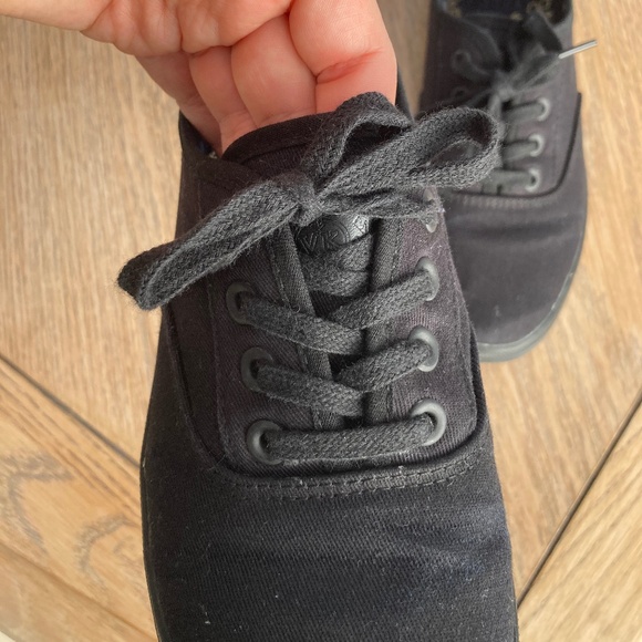 Women's Sneaker/Casual lace-up shoes - Black - Size 5 - Picture 9 of 9